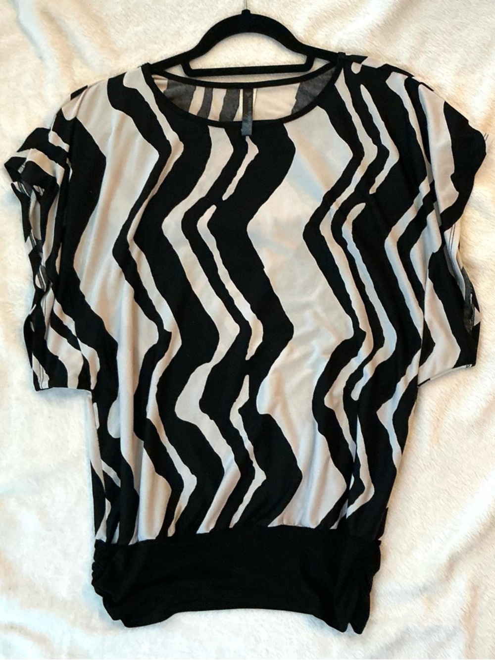 Rendezvous Black & White Zigzag Dolman Blouse